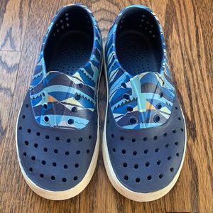Native Miller Regatta Print Blue Striped Shoes Kids Size 13